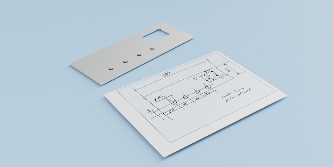 von der Skizze zur fertige kundenspezifische Frontplatte